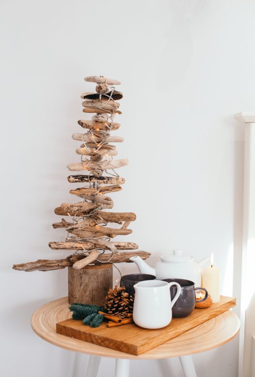 A driftwood Christmas tree inspired by the coast