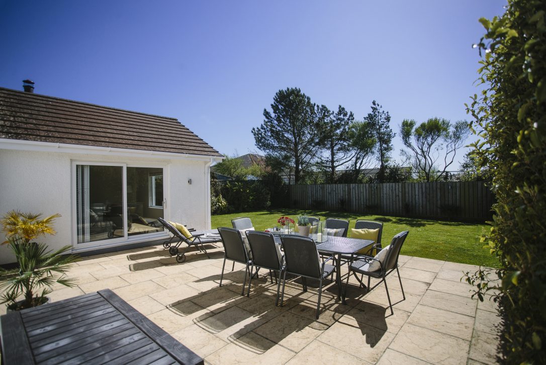 Slipper Rock, a self-catering holiday home in Rock, North Cornwall