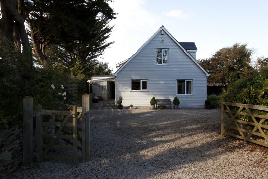 Tamarisk Lodge a self-catering holiday home in Daymer Bay, North Cornwall