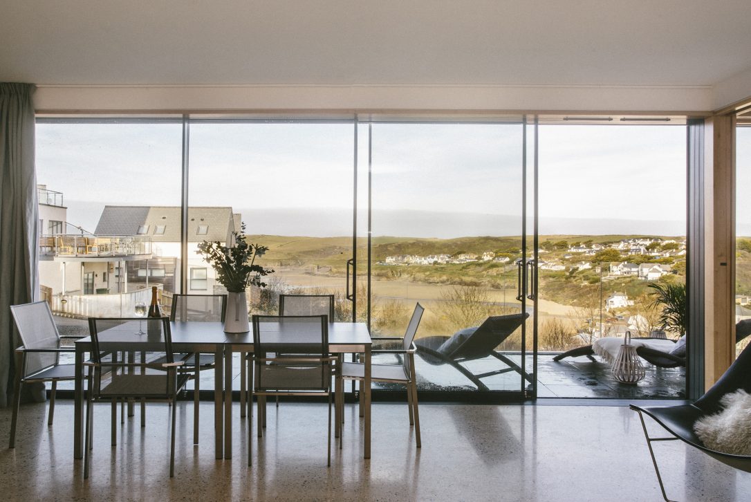 Dining room at Dry Creek House, a self-catering holiday home in Polzeath, North Cornwall