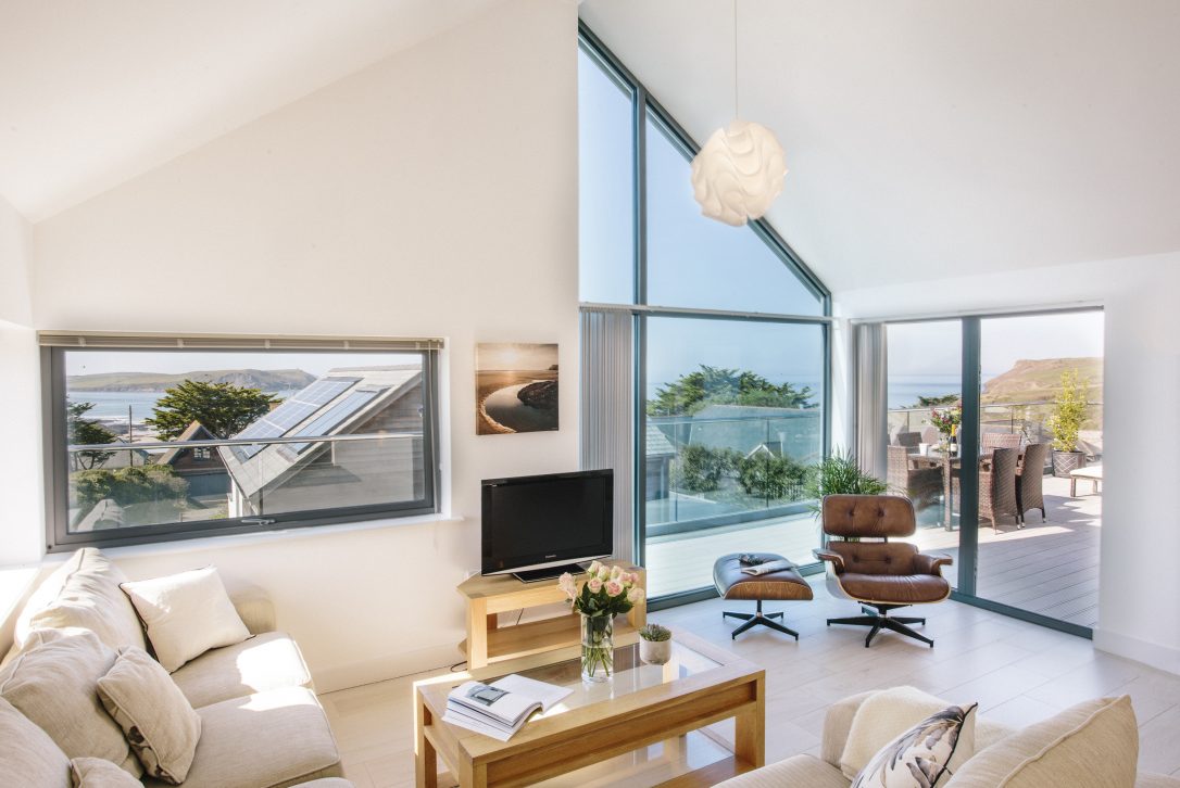 The Penthouse, a self-catering holiday apartment in New Polzeath, North Cornwall