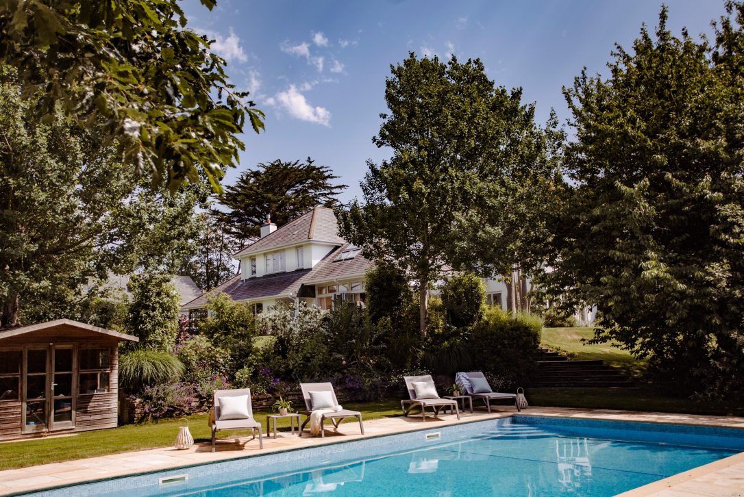 The swimming pool at Buzza Vean in Rock