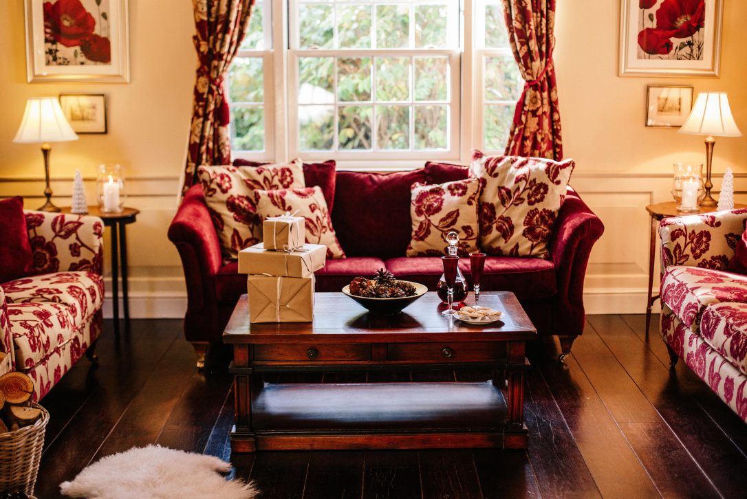 Lounge at Rockhaven Manor, a self-catering holiday home in Rock, North Cornwall.