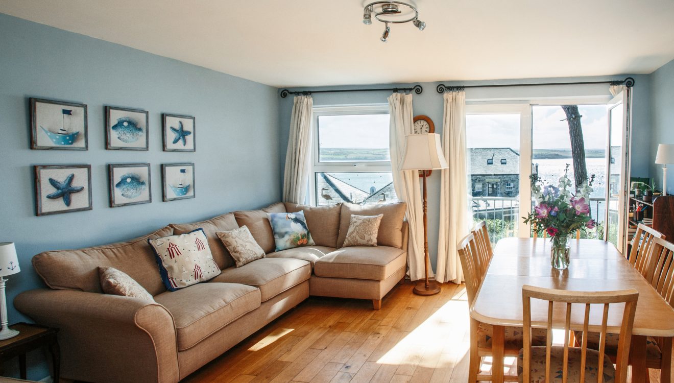 The dining and lounge at 2 Slipway, a self-catering holiday cottage in Rock, North Cornwall