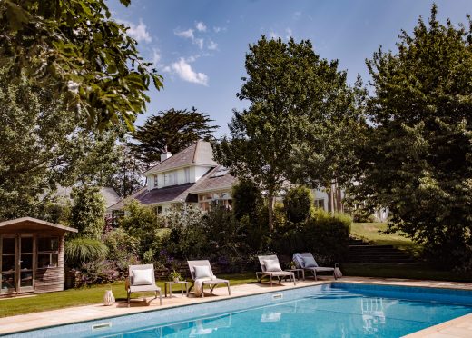 Buzza Vean, a self-catering holiday home with heated pool in Rock