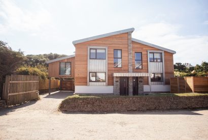 Galena, a self-catering holiday home with hot tub in Polzeath, North Cornwall