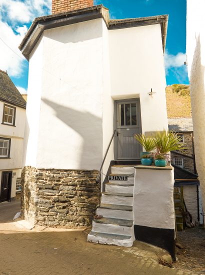 Henry's, a self-catering holiday home in Port Isaac, North Cornwall