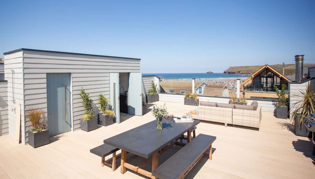 Hideaway, a self-catering holiday apartment with roof garden in Polzeath, North Cornwall