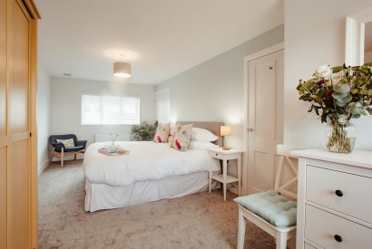 Master bedroom at Holibobs, a self-catering holiday home near Rock, North Cornwall