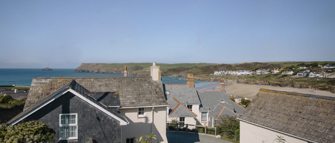 Ivy Cottage is located above Polzeath beach in North Cornwall