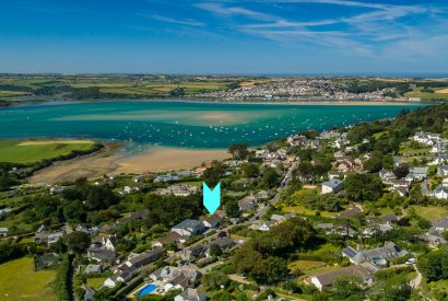 Aerial view of Little Riggs, a self-catering holiday home in Rock, North Cornwall