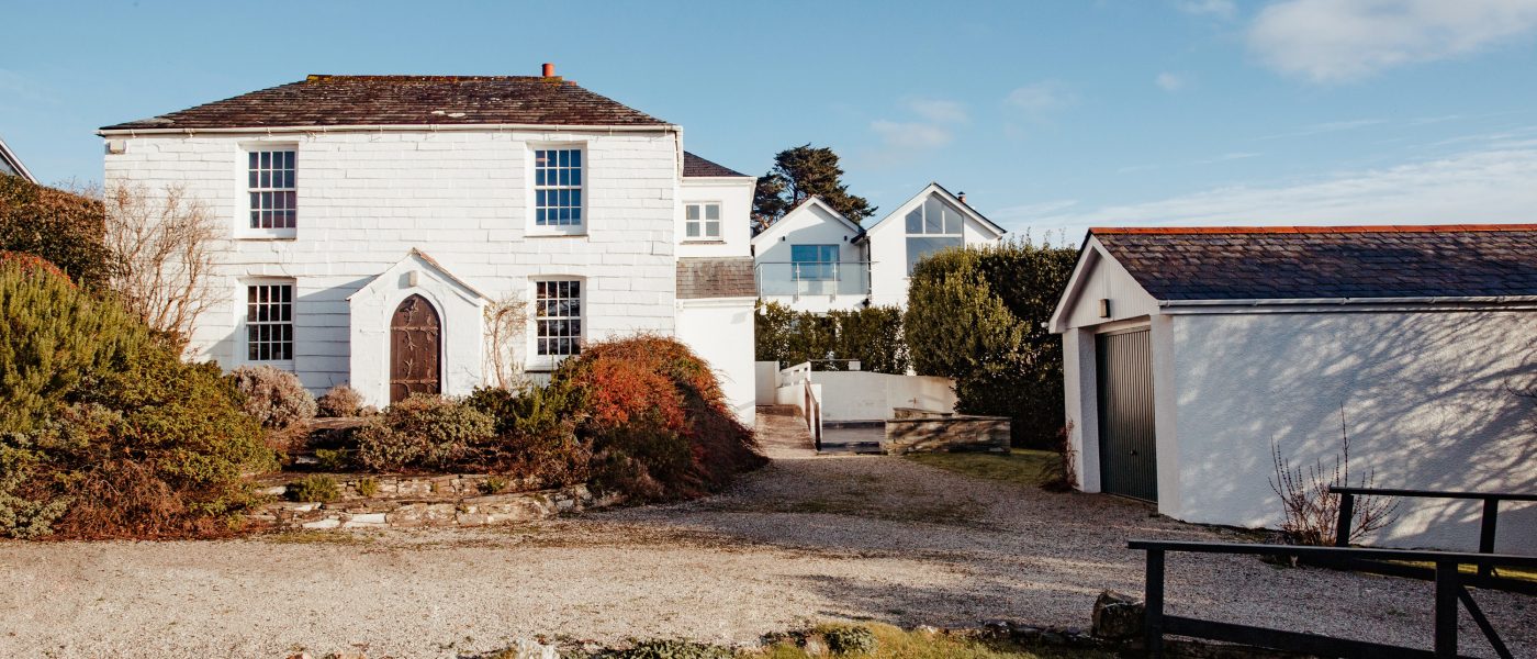 Lower Farm, a self-catering holiday home in Daymer Bay, North Cornwall