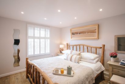 Master bedroom at Pebble Rock, a self-catering holiday home in Rock, North Cornwall