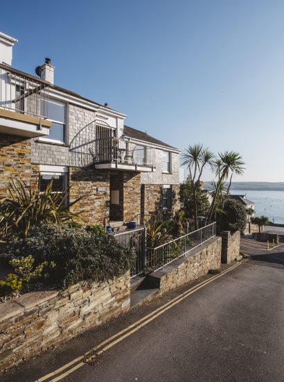 Front view of Pebble Rock, a self-catering holiday home in Rock, North Cornwall