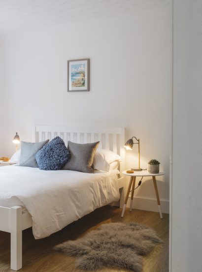 Bedroom at Pinetree Lodge, a self-catering holiday home in New Polzeath, North Cornwall