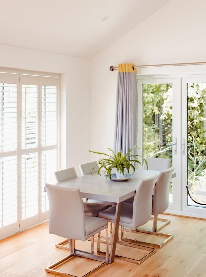 Dining room at Skovva, a self-catering holiday home in Rock, North Cornwall