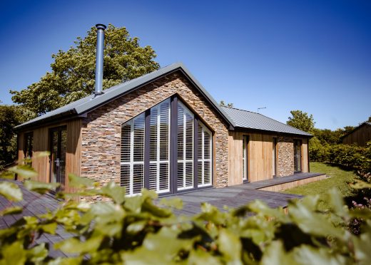 Exterior of Skovva, a self-catering holiday home in Rock, North Cornwall