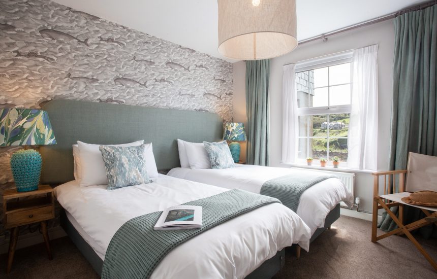 The Port Hole, a self-catering holiday home with sea views in Port Isaac