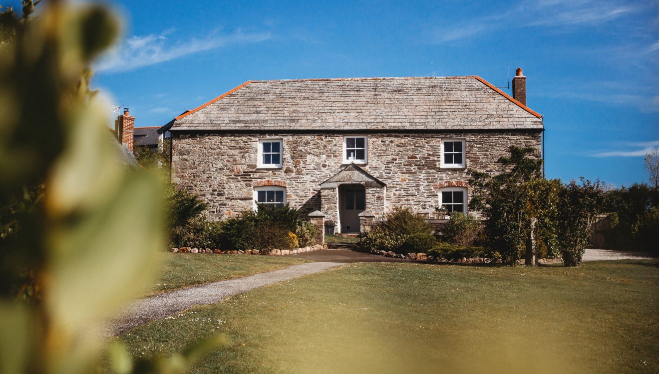 Treglyn Farmhouse, a self-catering holiday home near Rock and Wadebridge, North Cornwall