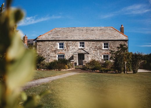 Treglyn Farmhouse, a self-catering holiday home near Rock and Wadebridge, North Cornwall