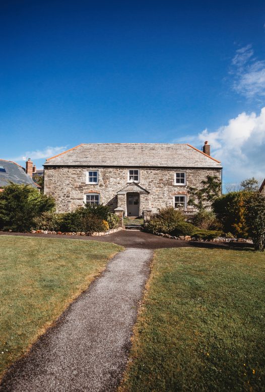 Treglyn Farmhouse, a self-catering holiday home near Rock and Wadebridge, North Cornwall