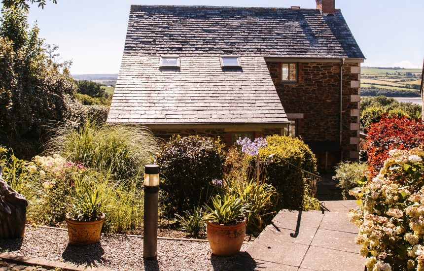 Exterior of Kate Cottage, a self-catering holiday cottage near Rock, North Cornwall