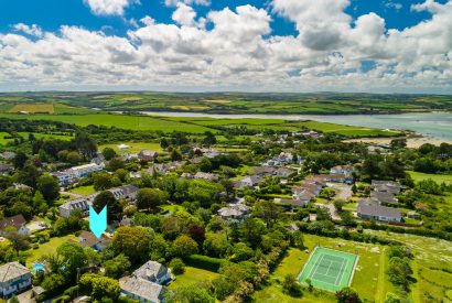 Aerial view of Half Way Tree, a self-catering holiday home in Rock, North Cornwall