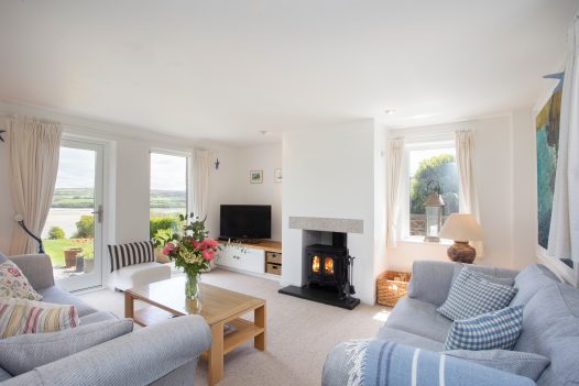 Living room at Kate Cottage, a self-catering holiday home near Rock, North Cornwall