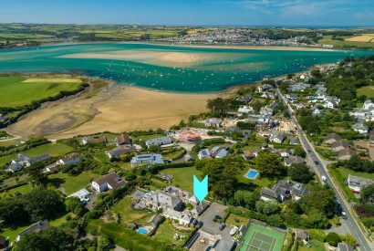 Aerial view of Little Lynam, a self-catering holiday home in Rock, North Cornwall