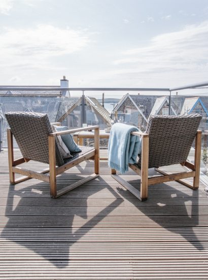 Chairs on the balcony at Rosemar, a self-catering holiday house in New Polzeath, North Cornwall