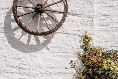 Wheel Cottage, a self-catering holiday cottage in Rock, North Cornwall