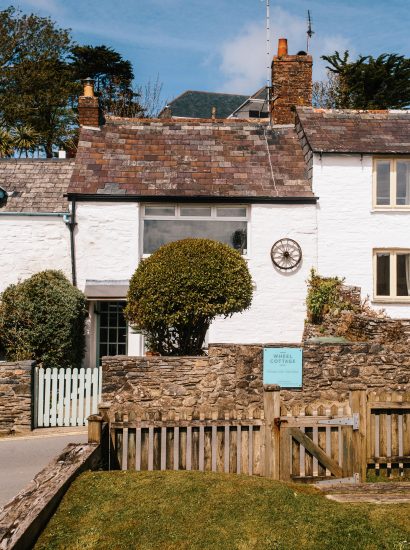 Wheel Cottage, a self-catering holiday cottage in Rock, North Cornwall